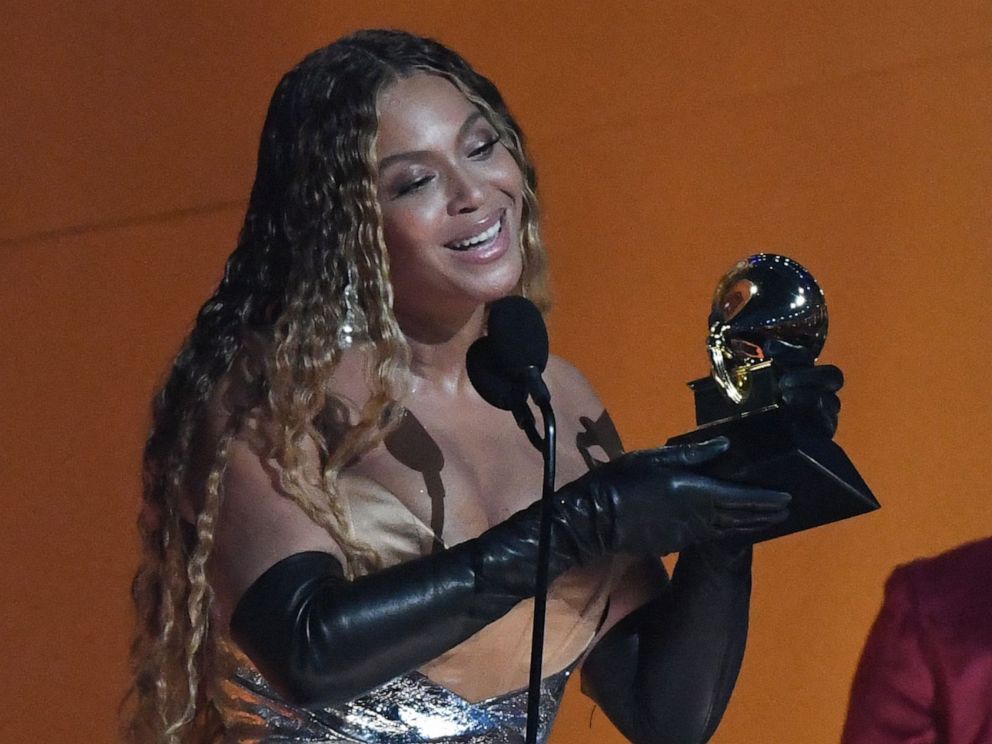 Beyoncé Makes History at a Star-Powered Grammy Ceremony