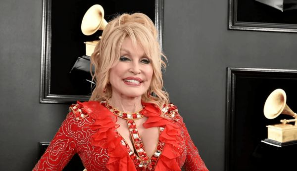 The Timeless Beauty of Dolly Parton Revealed