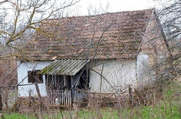 Turning an Old House into a Fairy Tale Home