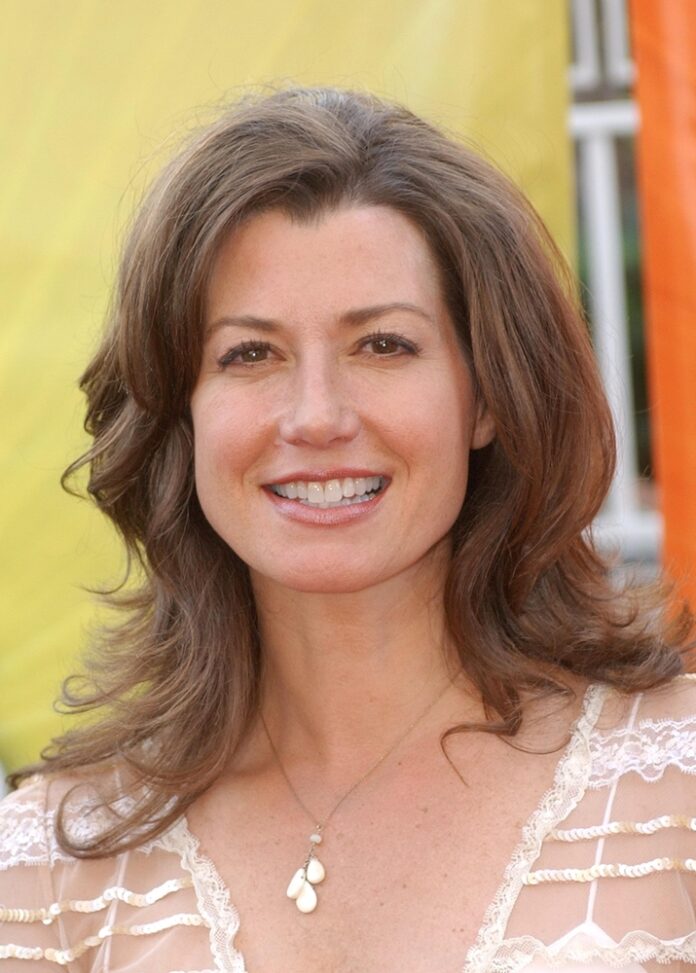 Amy Grant’s Road to Recovery: Overcoming a Terrifying Bike Accident