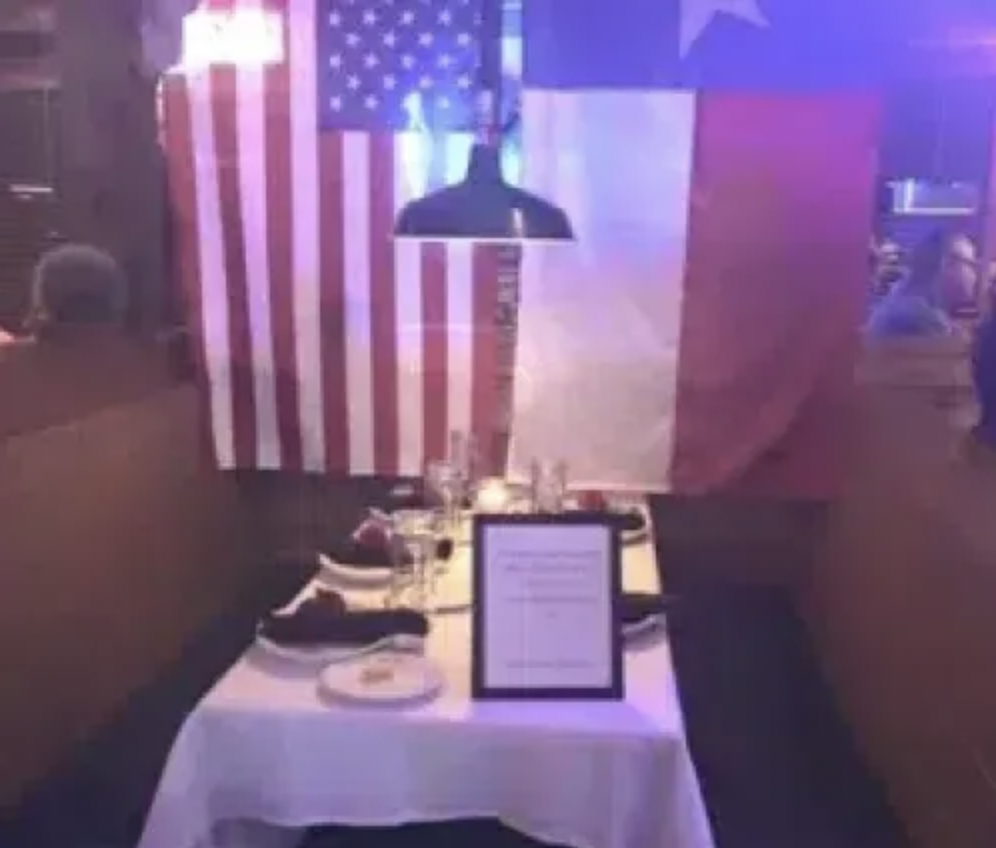 A Heartwarming Gesture at a Local Restaurant