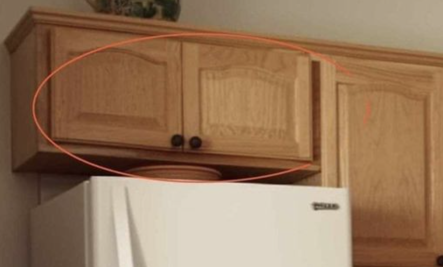 Neat and Tidy: Maximizing the Space Above Your Refrigerator