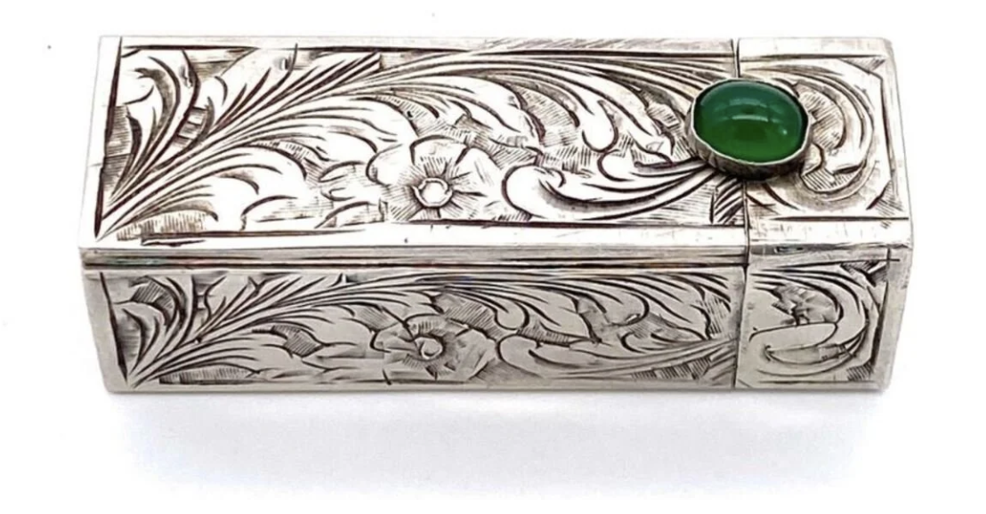 How Vintage Lipstick Cases Became Collectible Art