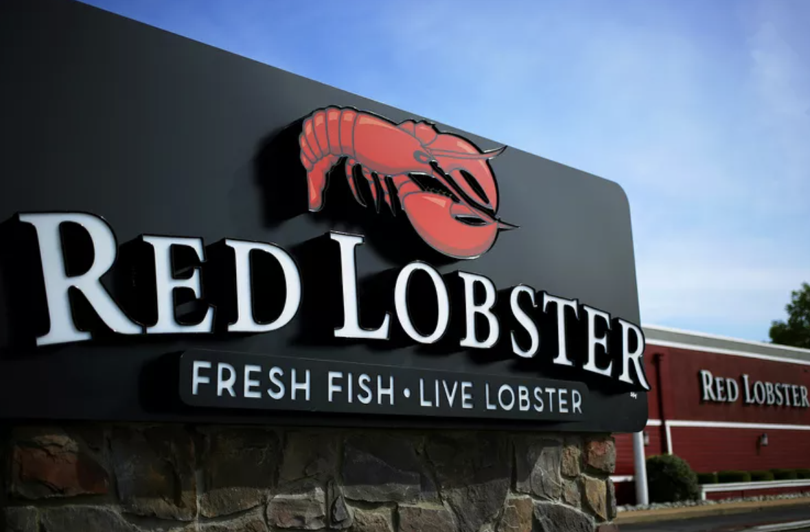 Red Lobster Considers Bankruptcy, Faces Challenges from Endless Shrimp Deal