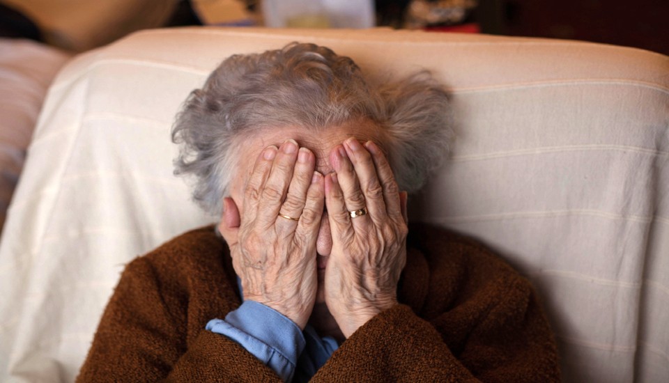 Son took his mother to a nursing home and only visited her from time to time