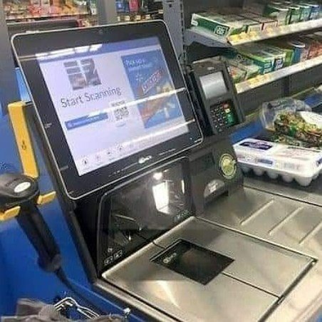 An Unusual Encounter at Walmart Over Grocery Bagging