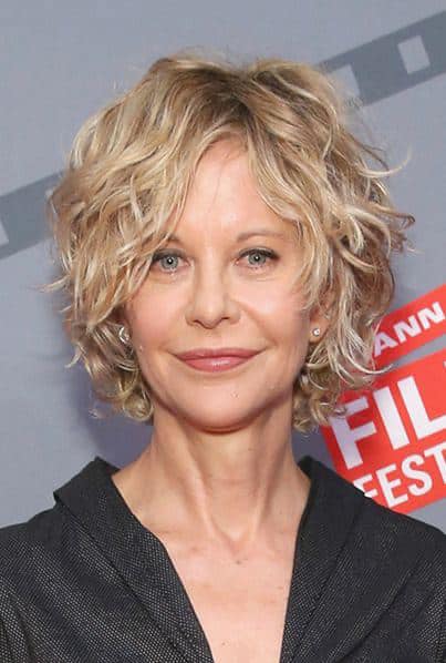 Meg Ryan makes first appearance in 6 months