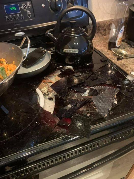 9 Dangerous Glass Stovetop Habits You Should Never Make