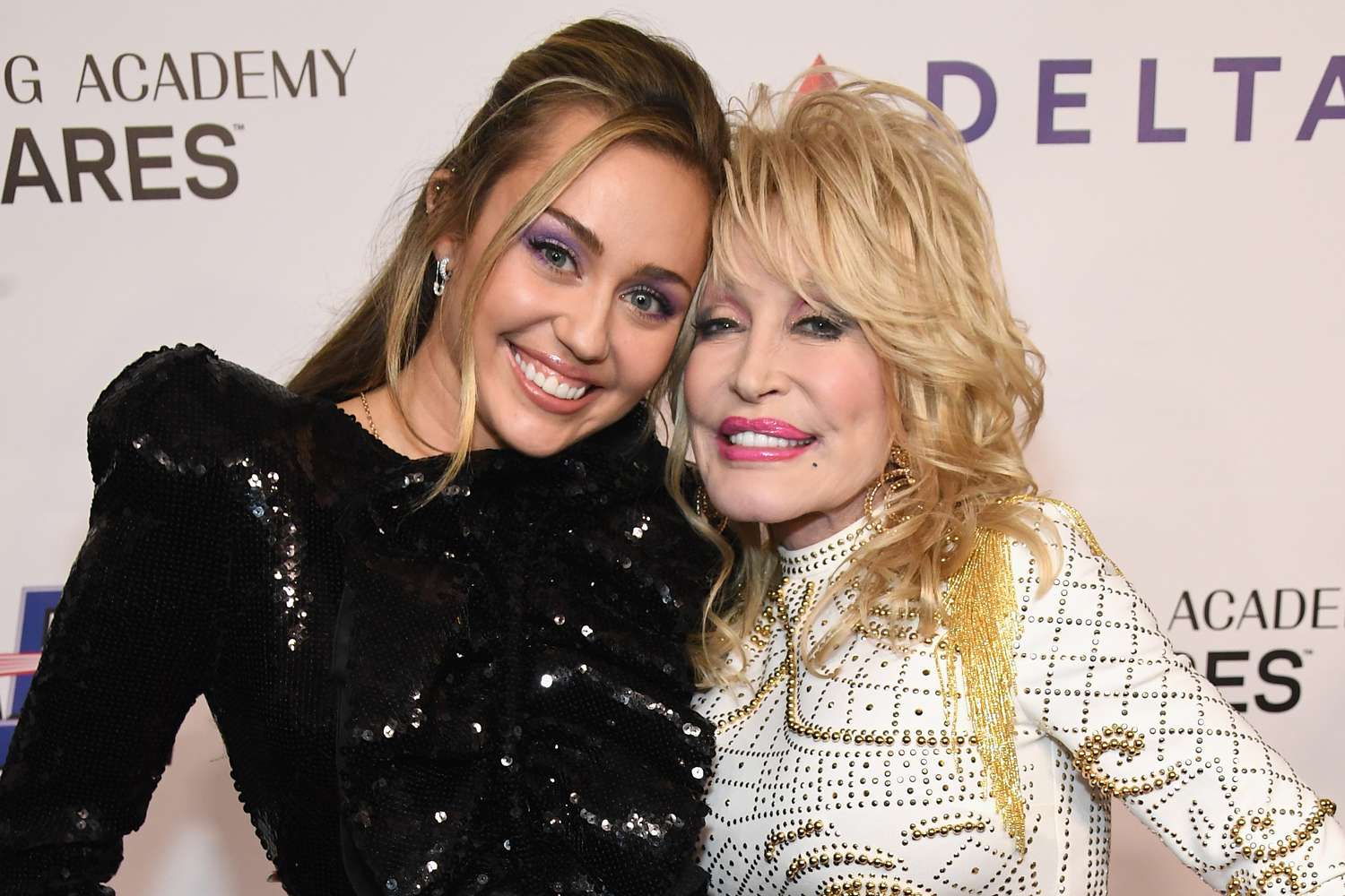 Miley Cyrus Recalls ‘Tough Conversation’ Where Dolly Parton Encouraged Her to Perform at 2024 Grammys