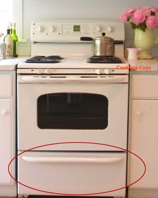 Most People Misunderstand This: What Is the Real Intent of the Drawer Beneath the Stove?