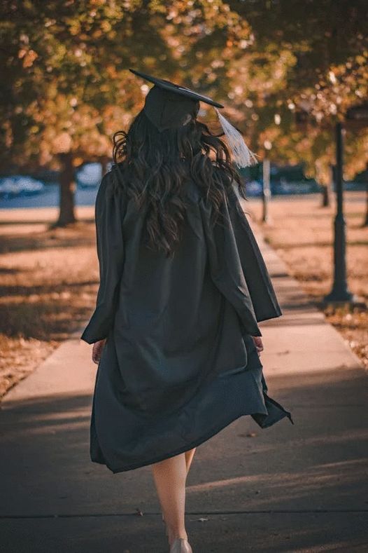 My Parents Didn’t Show up for My School Graduation — Their Excuse Is Ridiculous