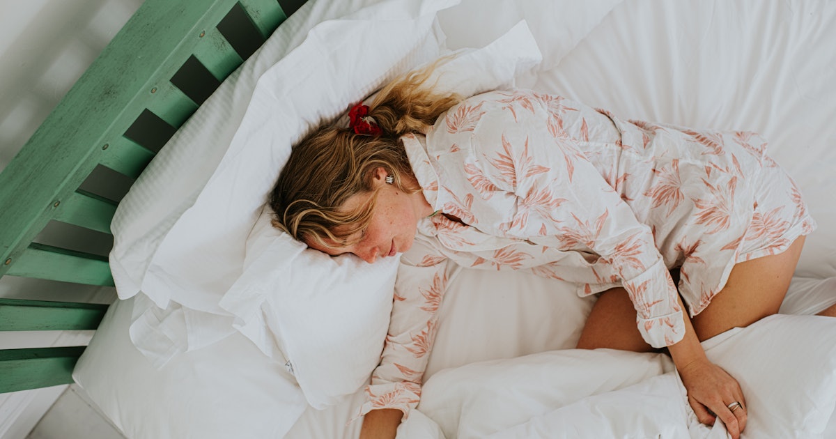 There’s 1 Zodiac Sign Who Loves Sleep The Most