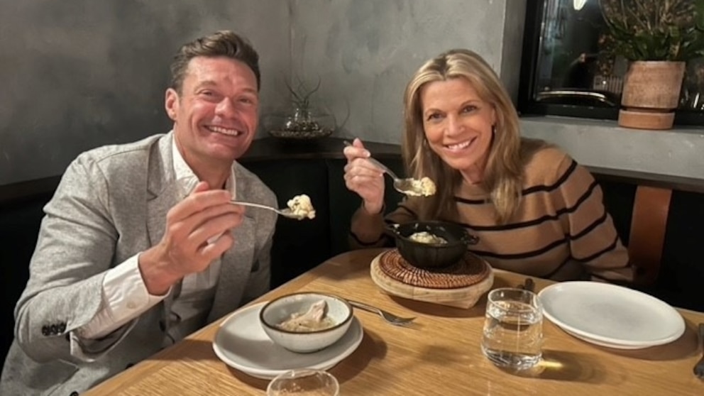 Vanna White shares photo with ‘Wheel of Fortune’ co-host Ryan Seacrest: ‘Friends on and off camera’