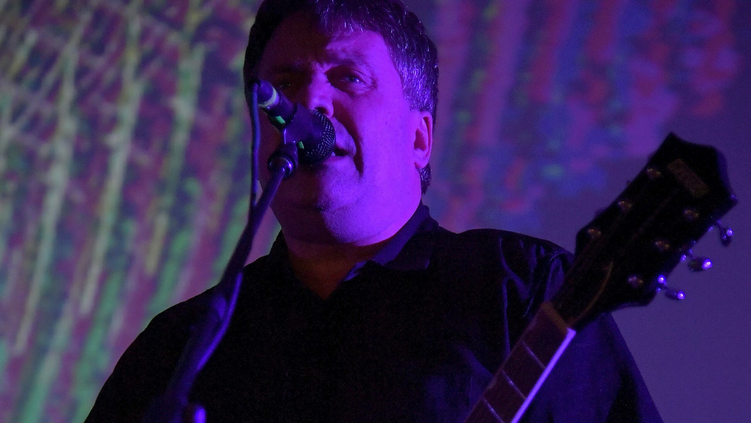 Martin Phillipps, guitarist and lead singer of The Chills, dies at 61