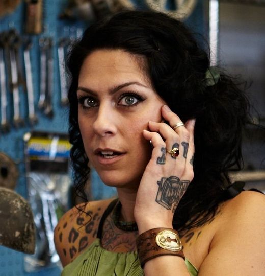 What a tragedy! It’s about American Pickers star Danielle Colby.