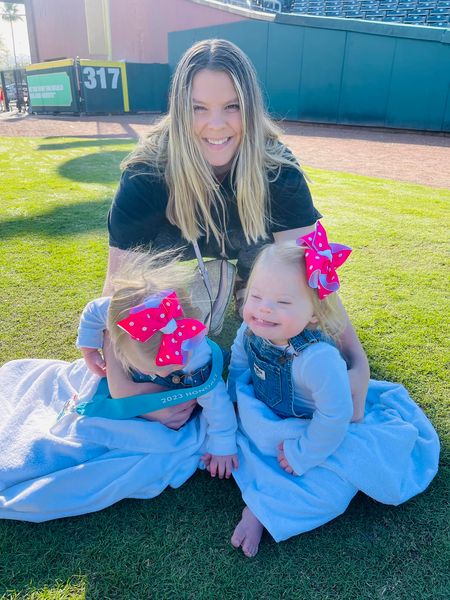 Mom of Rare Twins with Down Syndrome Shuts Down Haters and Proves Beauty Comes in Unique Packages